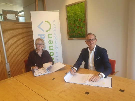 Contractondertekening Salland Wonen Contractondertekening Salland Wonen